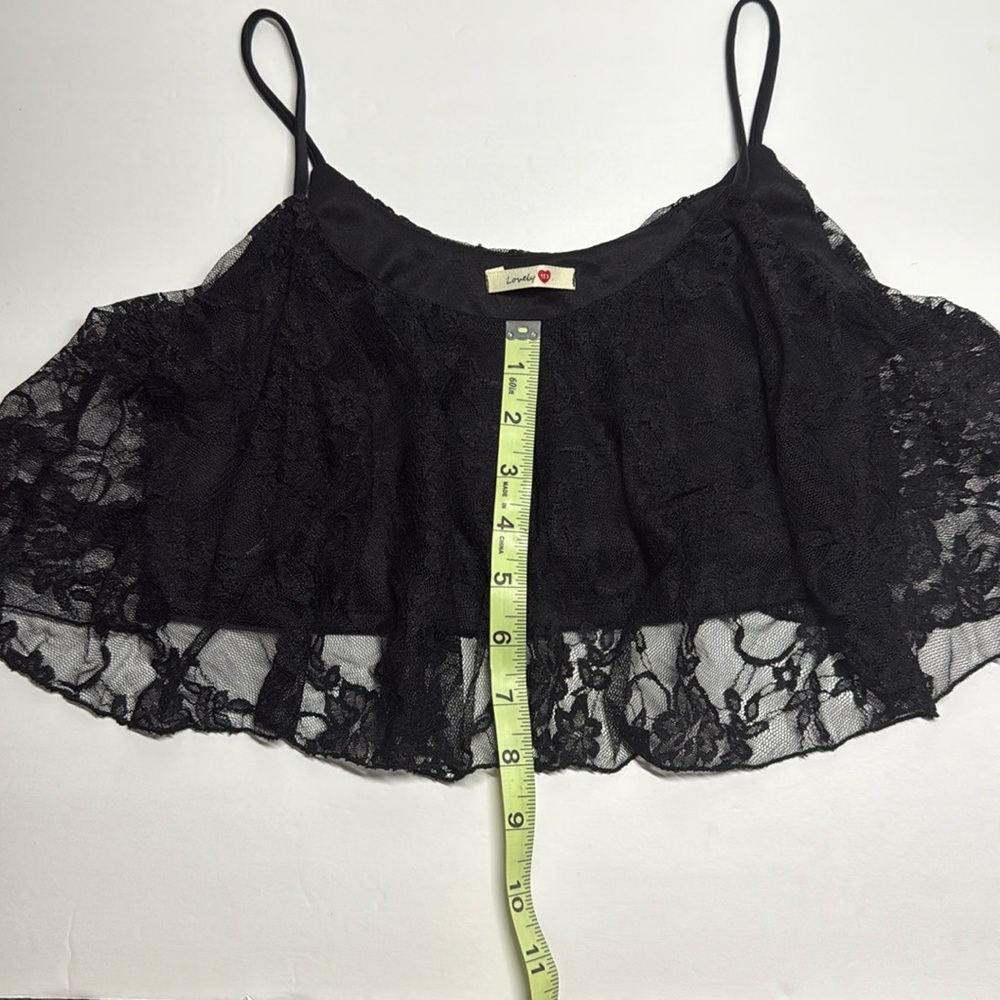 Black Lace Ruffle Mini Crop Top - Picture 7 of 8